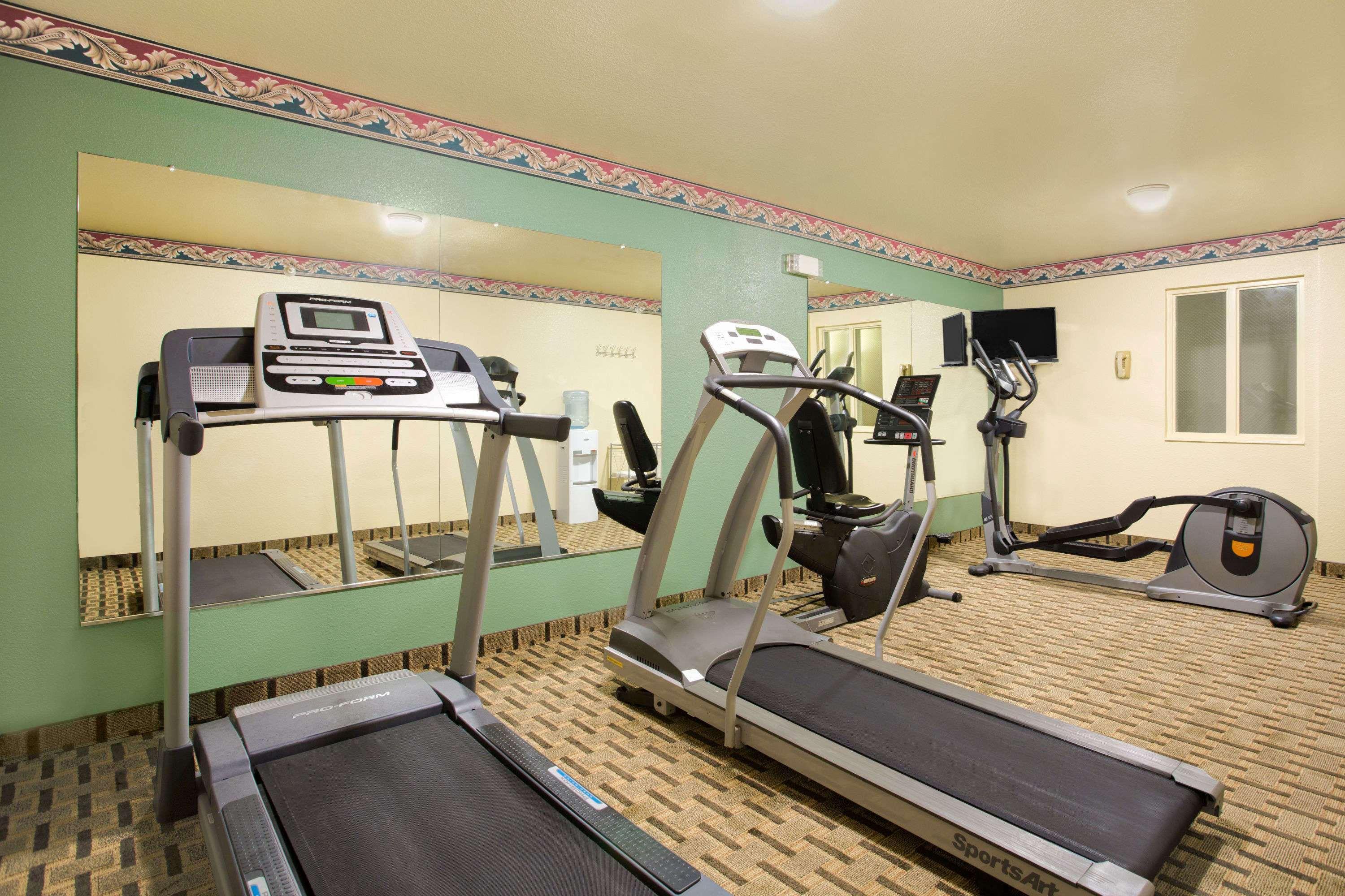 ซูเปอร์ 8 บาย วินด์แฮม ลินซ์บูร์ก เวอร์จิเนีย Hotel ลินช์เบิร์ก ภายนอก รูปภาพ