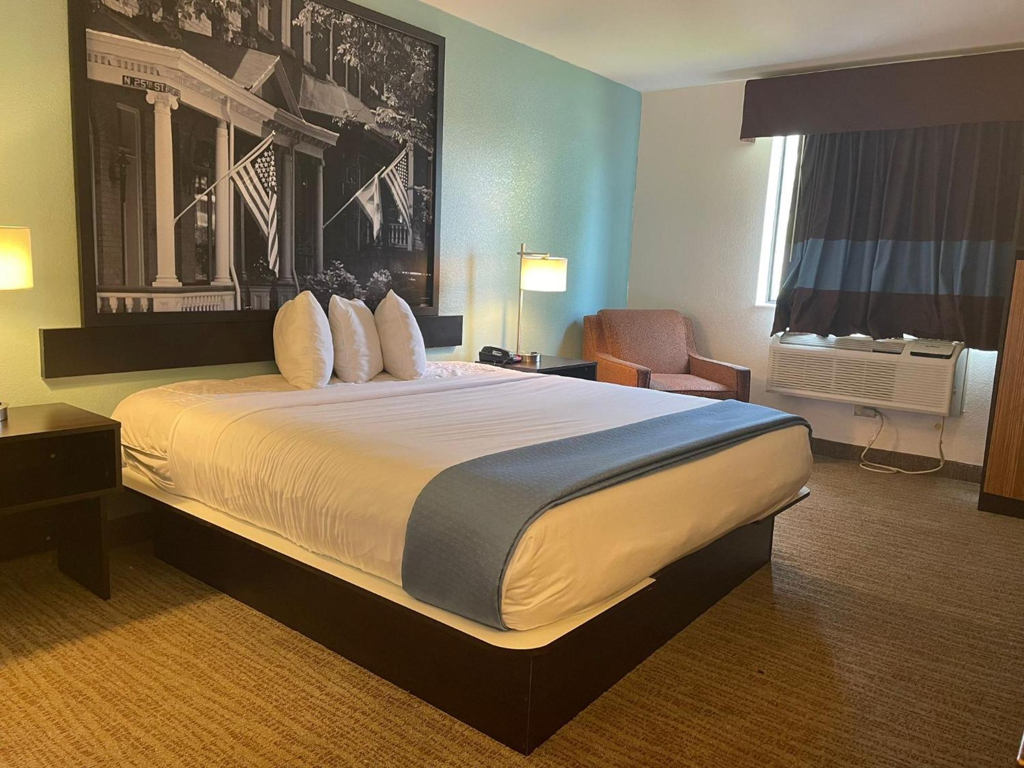 ซูเปอร์ 8 บาย วินด์แฮม ลินซ์บูร์ก เวอร์จิเนีย Hotel ลินช์เบิร์ก ภายนอก รูปภาพ