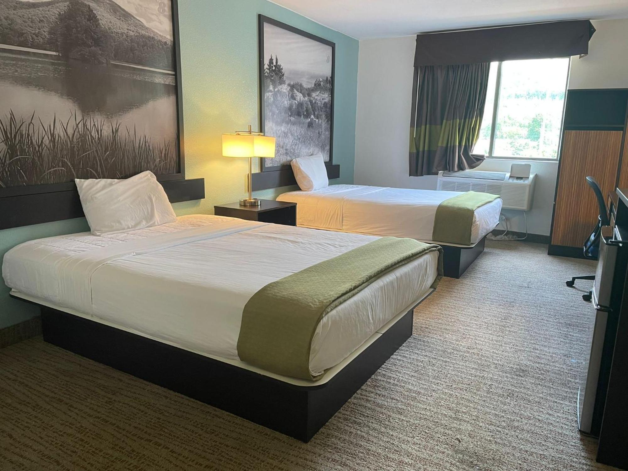 ซูเปอร์ 8 บาย วินด์แฮม ลินซ์บูร์ก เวอร์จิเนีย Hotel ลินช์เบิร์ก ภายนอก รูปภาพ