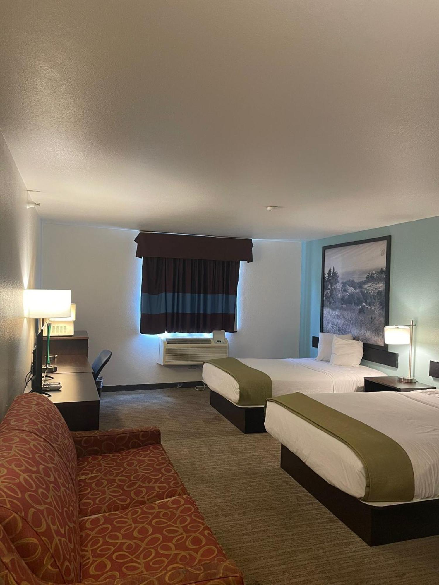 ซูเปอร์ 8 บาย วินด์แฮม ลินซ์บูร์ก เวอร์จิเนีย Hotel ลินช์เบิร์ก ภายนอก รูปภาพ