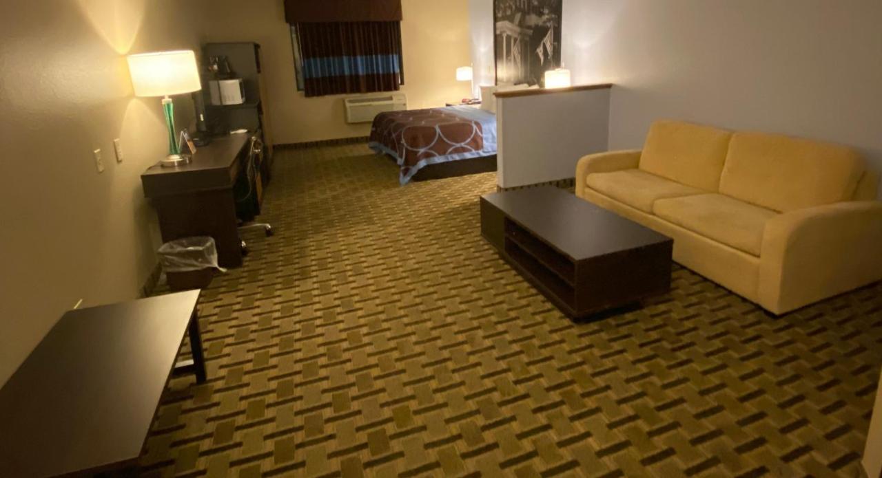 ซูเปอร์ 8 บาย วินด์แฮม ลินซ์บูร์ก เวอร์จิเนีย Hotel ลินช์เบิร์ก ภายนอก รูปภาพ